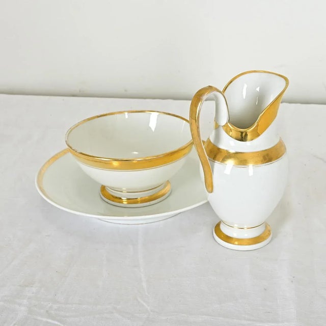 French 19th Century Old Paris Porcelain Bowls & Pitcher - Set of 3 For Sale In Baton Rouge - Image 6 of 7