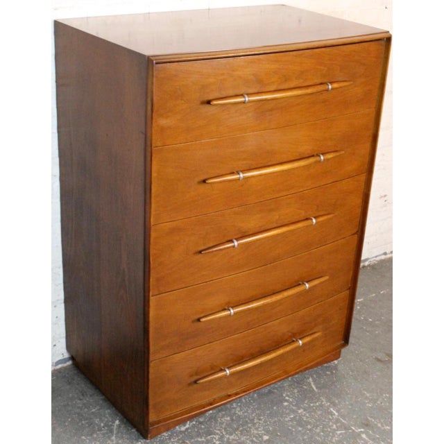 Mid-Century Modern Mid 20th Century Walnut Dresser by T. H. Robsjohn-Gibbings for Widdicomb For Sale - Image 3 of 18