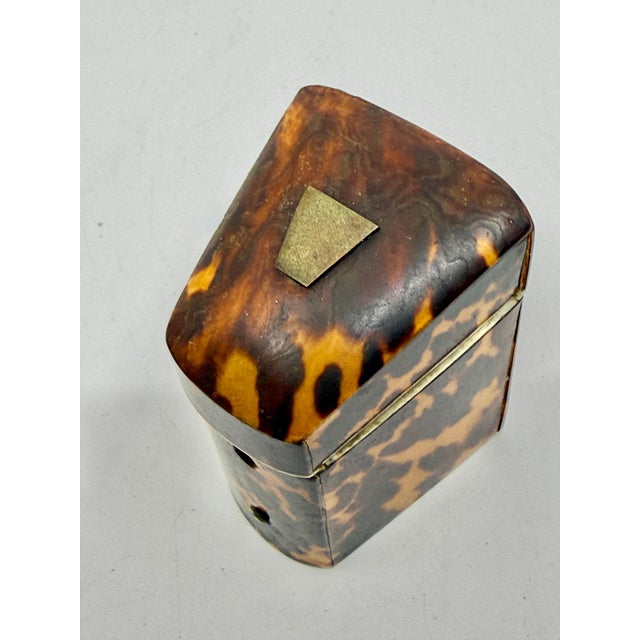19th Century 19th Century Pair of Victorian Horn Travel Perfume Boxes For Sale - Image 5 of 15