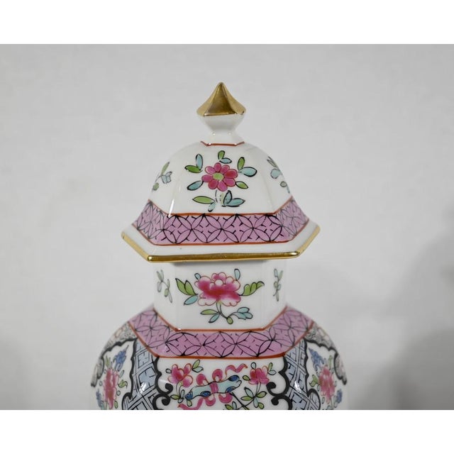 White Chinese Hexagonal Vases in Earthenware For Sale - Image 8 of 18