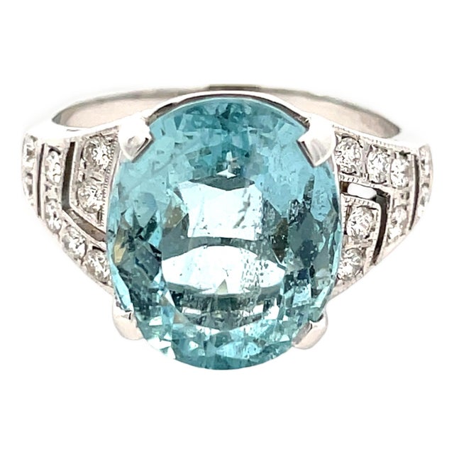 18k Gold 5.70 Carat Gfco Certified Aquamarine & Natural Diamond Ring, Size 6.75 For Sale