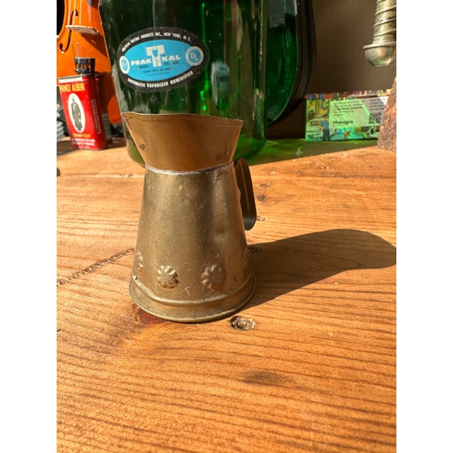 1970s Small Brass Watering Can For Sale In Atlanta - Image 6 of 6