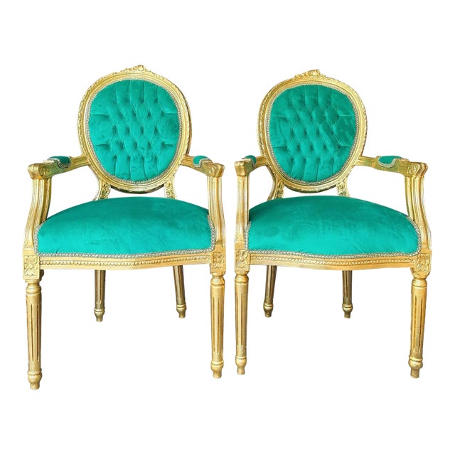 Tufted Chair Green Velvet French Rococo Style - Set of 2 For Sale