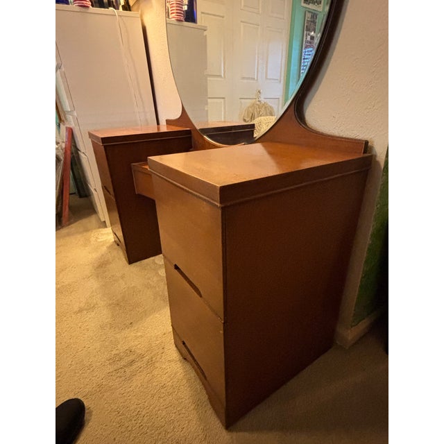 1940s Retro Vanity - Dressing Table/ Bar With Large Round Mirror For Sale - Image 4 of 7
