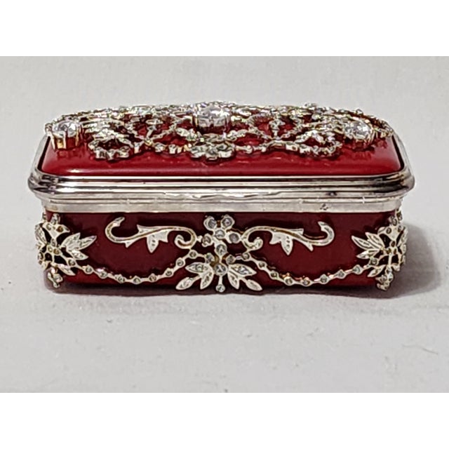 Rare Halcyon Days Swarovski Crystal Trinket Pill Box Vintage Handcrafted Gilbert Collection Enamel For Sale In West Palm - Image 6 of 10