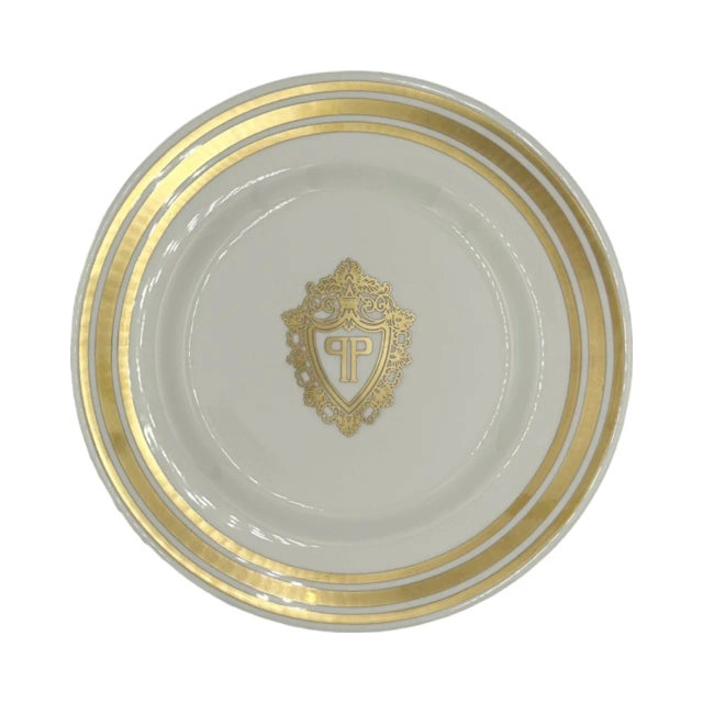 Mid 20th Century Vintage 5-Star the Plaza Hotel New York Nyc Gold Trim Dinner Plate For Sale - Image 13 of 13