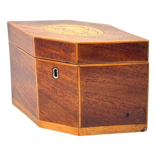 Georgian Hexagonal Shaped Mahogany Tea Caddy, 1790 For Sale