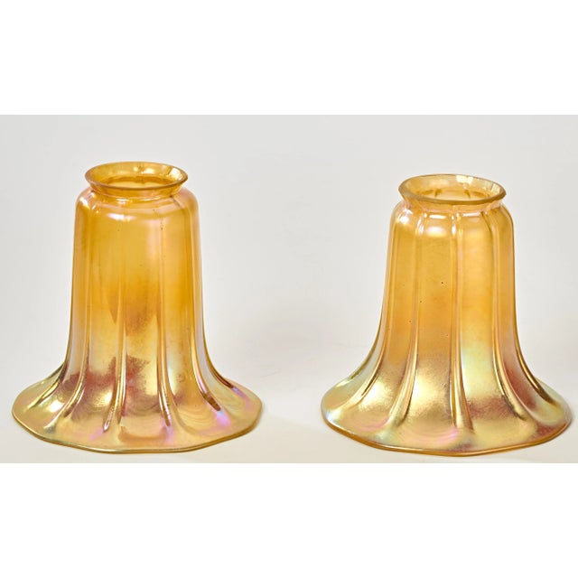 Mid 20th Century Pair of Mid 20th Century Tiffany Style Fluted Trumpet Art Glass Lamp Shades For Sale - Image 5 of 7