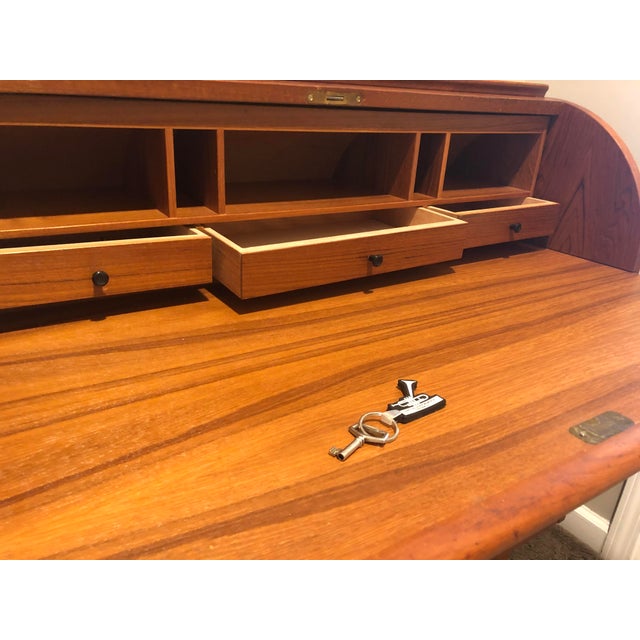 Mid-Century Modern Mid-Century Modern Rolltop Desk For Sale - Image 3 of 4