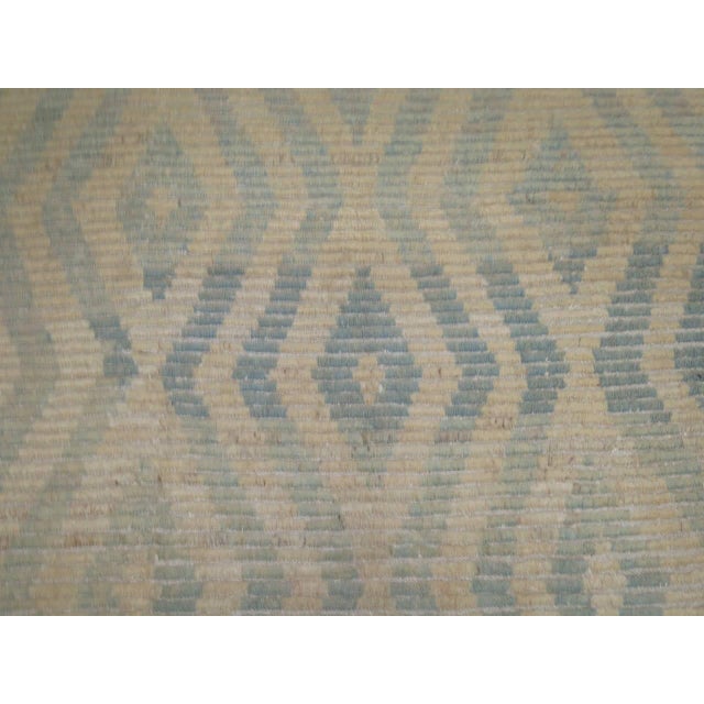Textile Late 20th Century Zabihi Collection White Blue Gray Modern Turkish Tulu Carpet For Sale - Image 7 of 18