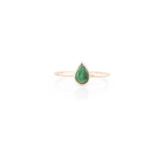 18k Solid Gold Pear Cut Bezel Set Emerald Solitaire Ring Size 7 For Sale
