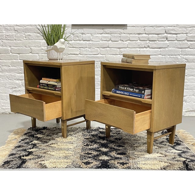 1960s Mid Century Modern Walnut Nightstands / Bedside Tables by Stanley Furniture, C. 1960's For Sale - Image 5 of 12