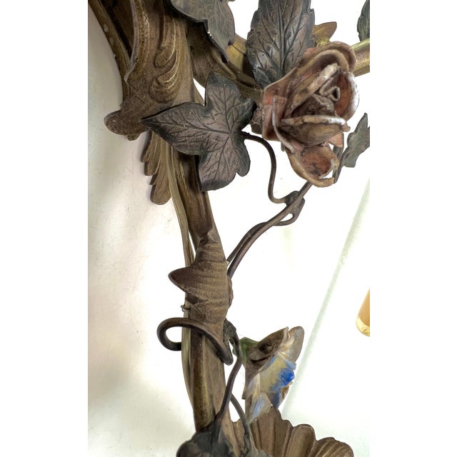 Brass and Tole Floral Wall Sconces, France, 1940s, Set of 2 For Sale - Image 17 of 18