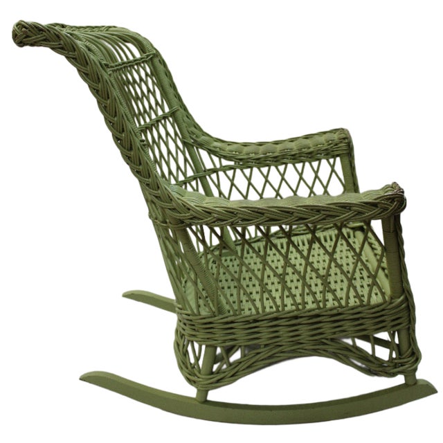 American Early 1900s Pair of American Bar Harbor Antique Wicker Chair and Rocker For Sale - Image 3 of 10