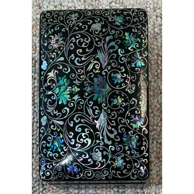 Wood Late 20th Century Vintage Decorative Korean Lacquered Box For Sale - Image 7 of 8
