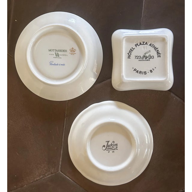 Gold Red and Gold Art Deco Coat of Arms Motif Wall Plate Curation- Set of 9 For Sale - Image 8 of 9