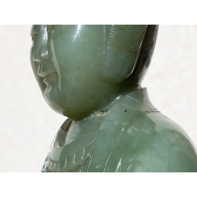 Jade Antique Chinese Qing Dynasty Nephrite Jade Guanyin Kwan Yin Figurine W/ Stand For Sale - Image 8 of 12