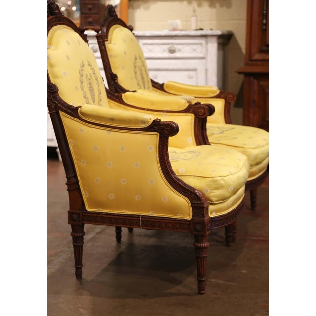 19th Century French Louis XVI Walnut Bergères With Carved Eagle Crest For Sale - Image 11 of 12