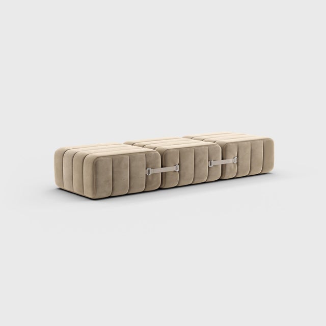 All the essentials! just three curt modules are enough for any given arrangement. A small asymmetrical armchair, a bench,...