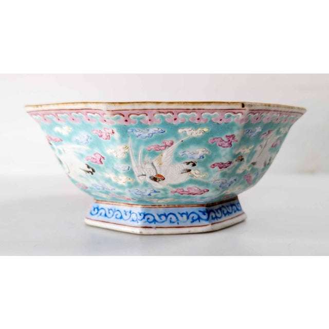 Turquoise 19th Century Chinese Turquoise and Famille Rose Octagonal Bowl With Cranes, Tongzhi Period For Sale - Image 8 of 15