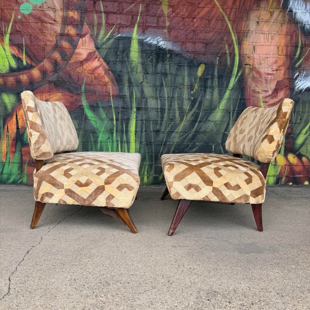 Mid 20th Century Pair of Gilbert Rhode Style Slipper Chairs Mid Century Modern For Sale - Image 5 of 12