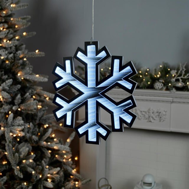 Kenneth Ludwig Chicago Holiday Snowflake Ekkolight 15.75"H For Sale - Image 4 of 4