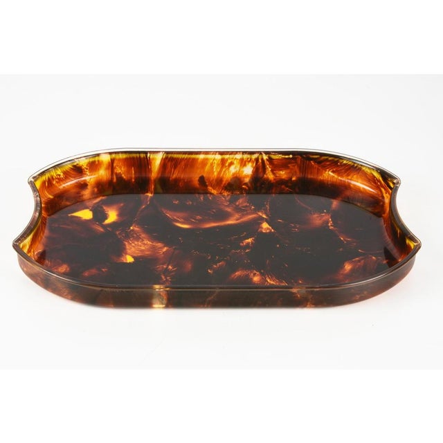 Wonderful Mid-Century acrylic glass tray with a fantastic tortoiseshell effect. This amazing piece was designed in Italy...