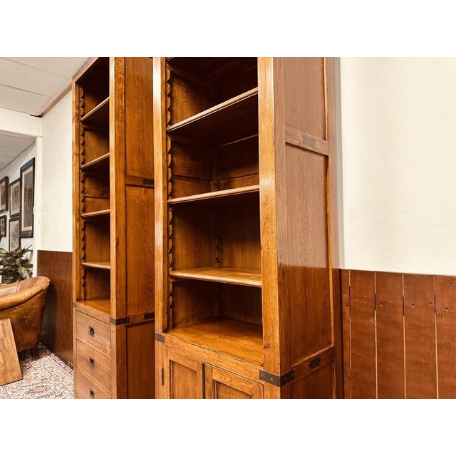 English Bookcase in Oak For Sale - Image 15 of 18