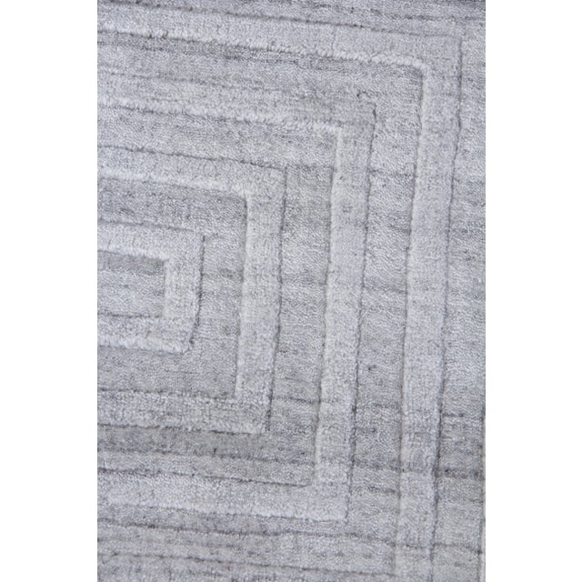 Contemporary Exquisite Rugs, Chesterfield, Hand Loom, Bamboo Silk, Ivory (12'x15') Area Rug For Sale - Image 3 of 9