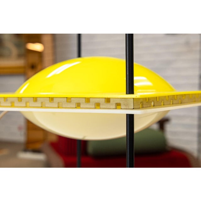 Yellow Ettore Sottsass Ufo Lamp Arredoluce Italy 1957 Postmodern Space Age Design For Sale - Image 8 of 10