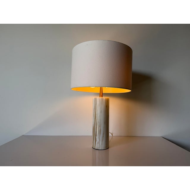 1960s Mid-Century Modern Nessen Calacatta Italian Marble Cylindrical Table Lamp For Sale - Image 4 of 12