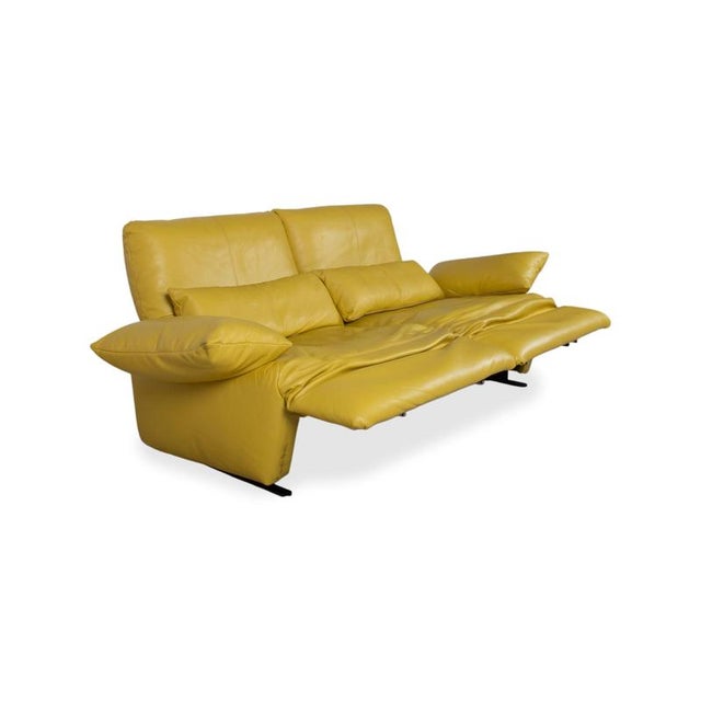Animal Skin Easy 2-Seater Sofa in Yellow Leather from Koinor For Sale - Image 7 of 17