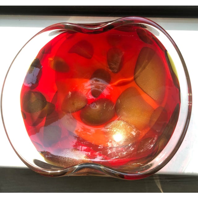 Flavio Poli 1960s Murano Gold Spots in Red Attributed to Flavio Poli for Seguso For Sale - Image 4 of 10