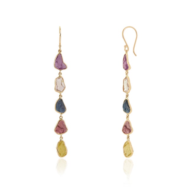 VR Jewels 14.75ct Rainbow Sapphire Uncut Antique Style Dangle Earrings in 14k Gold- A Pair For Sale - Image 4 of 14
