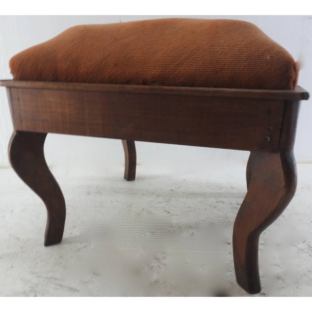 Late 19th Century French Needlepoint Foot Stool For Sale In Nashville - Image 6 of 9