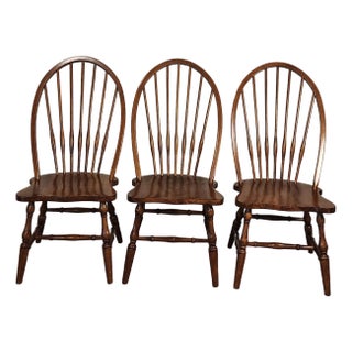 Set of Three Classic Windsor Bow-Back Spindle Chairs For Sale