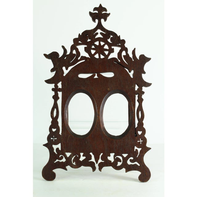 19th/20th Century Double Portrait Frame Open Work Wood Carving for Two Oval Photos For Sale - Image 13 of 13