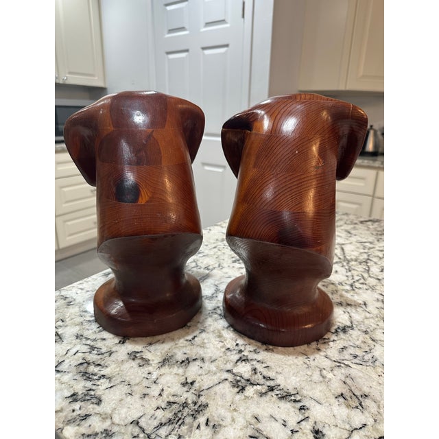 Large Wood Carved Bird Hunting Dog Labrador Retriever Signed Greg Jordan 1984 Bookends Sculpture For Sale - Image 12 of 12