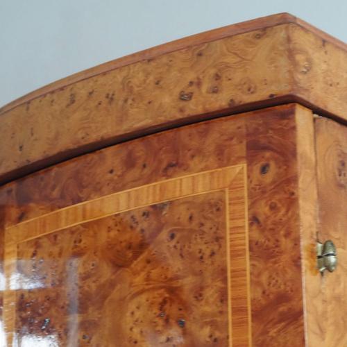 French Wardrobe in Burl Wood with Inlays and Large Mirror, 1880-1900 For Sale - Image 13 of 18