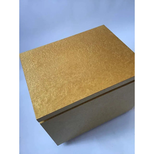 1980s Burled Wood and Brass Trim Side Table For Sale - Image 4 of 10