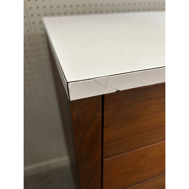 1960s Florence Knoll Walnut + White Laminate 5 Drawer Chest For Sale - Image 11 of 11