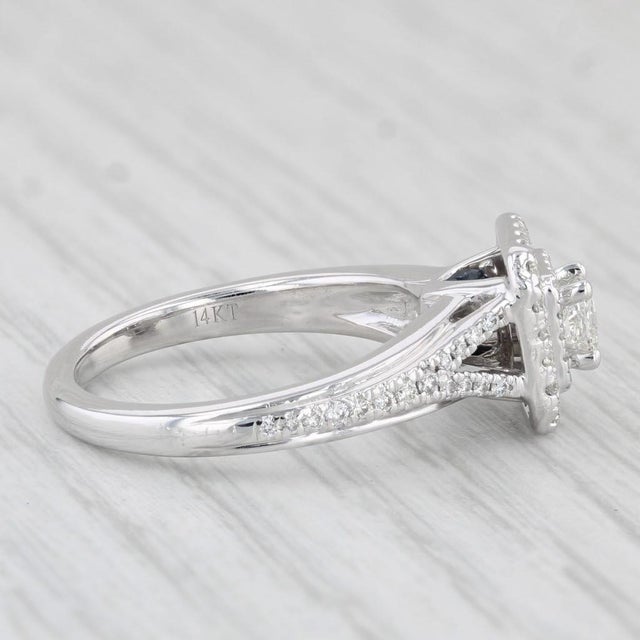 Modern Vera Wang 0.57ctw Princess Halo Diamond Engagement Ring 14k White Gold Sz 6.25 For Sale - Image 3 of 10