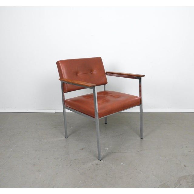 Leather Chair with Wooden Armrests, Germany, 1970s For Sale - Image 3 of 17