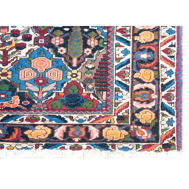 Early 20th Century Persian Bakhtiari Rug For Sale - Image 9 of 14