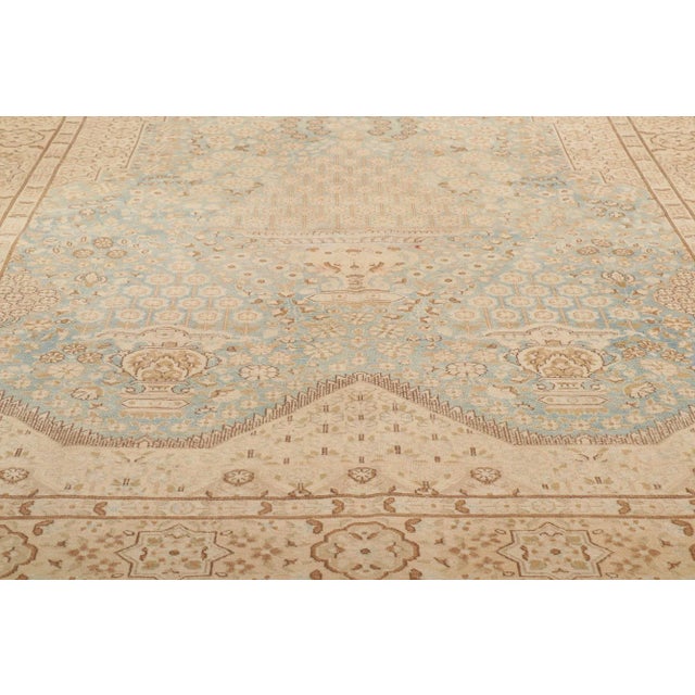 Antique Persian Kerman Rug - 06'08 X 09'10 For Sale - Image 4 of 8