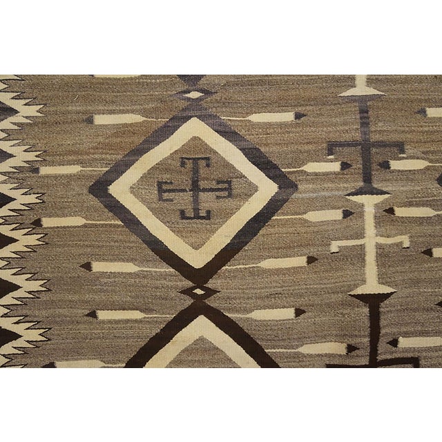 1930s Gray Diamond Antique American Navajo Rug 4'6" X 6'8" Flatweave Wool Carpet For Sale - Image 4 of 6