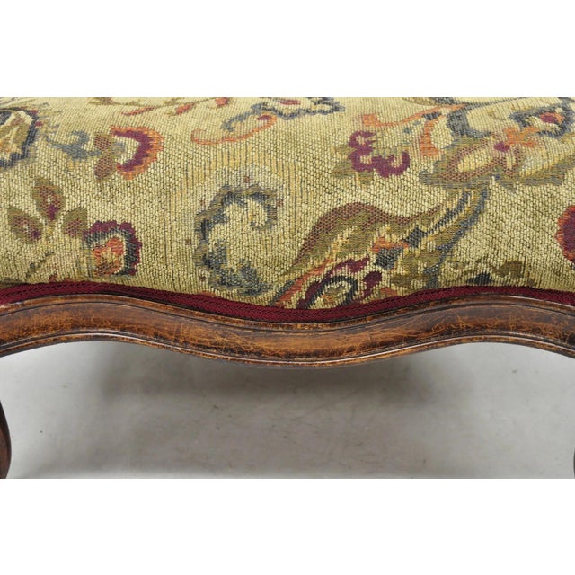 Antique French Louis XV Style Victorian Carved Mahogany Ottoman Footstool For Sale In Philadelphia - Image 6 of 14