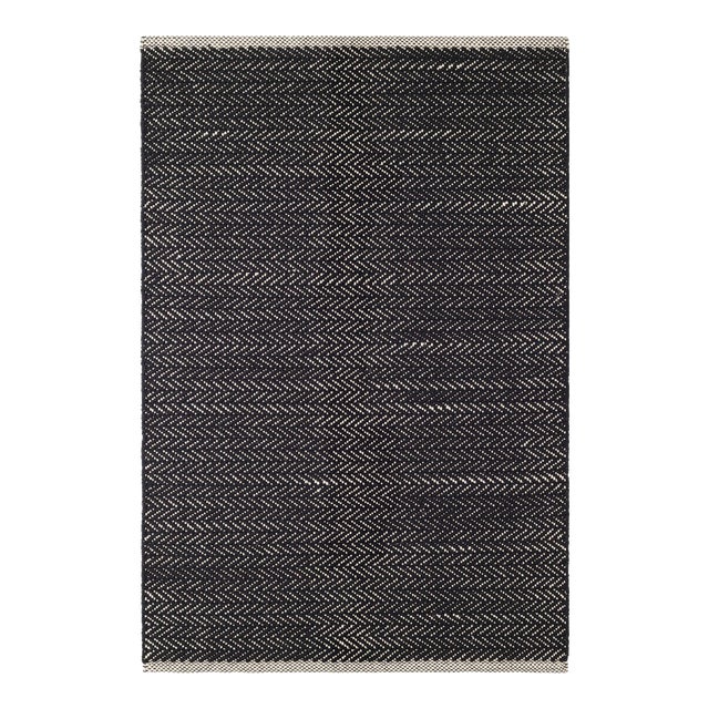 Dash & Albert by Annie Selke Herringbone Black Woven Cotton Rug, 5' x 8' For Sale