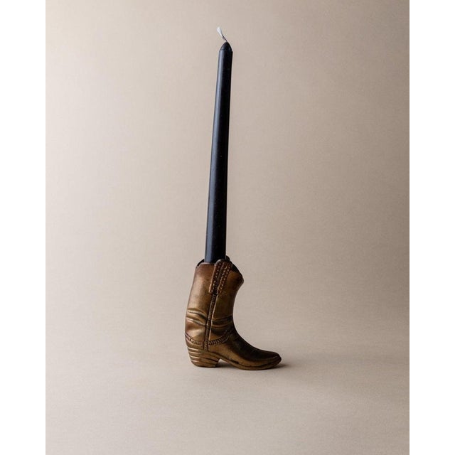 This vintage brass cowboy boot figurine from the 1980s is a charming and versatile decorative piece. Made in italy with...