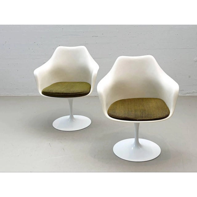 White Tulip Armchair by Eero Saarinen for Knoll International, 1956 For Sale - Image 8 of 16